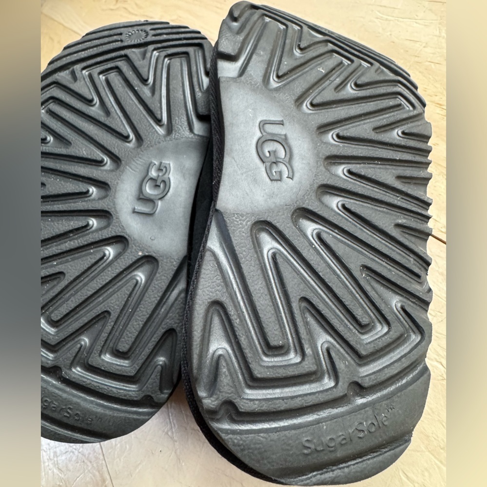 UGG Tasman II - Picture 9 of 10